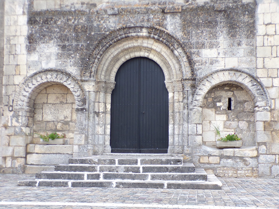 Segonzac - L'église Saint-Pierre (18 septembre 2016)