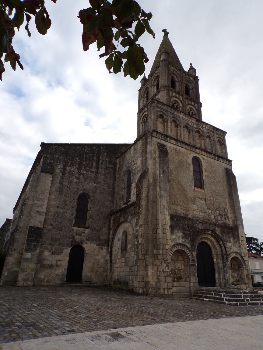 Segonzac - L'église Saint-Pierre (18 septembre 2016)