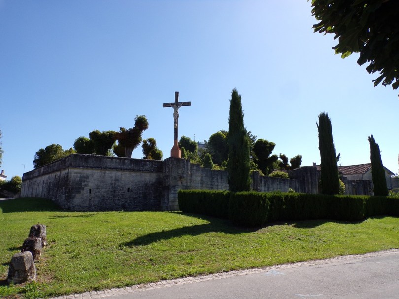 Bassac - L'ancienne église Saint-Nicolas (22 juin 2020)