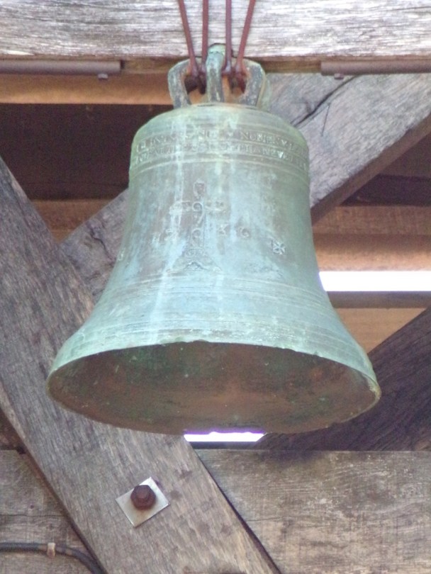 Châteaubernard - La Chapelle des Templiers - La cloche (15 septembre 2018)