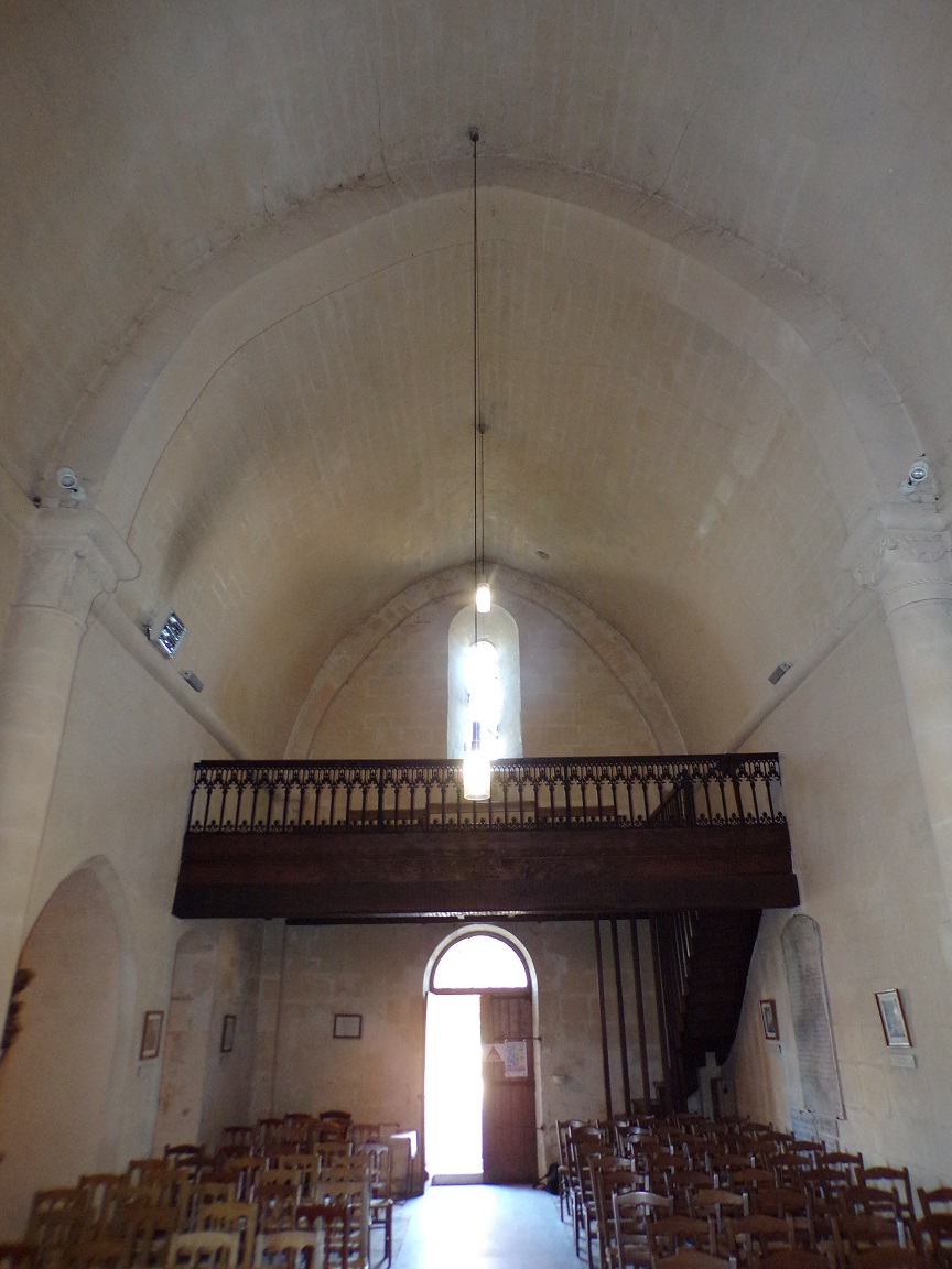 Châteaubernard - La chapelle Saint-Jean - Vue de l'autel (24 septembre 2018)