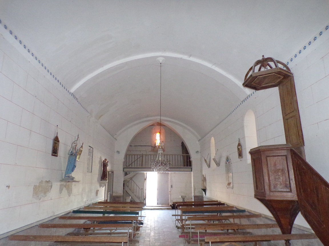 Courbillac - L'église d'Herpes - Vue de l'autel (23 juillet 2018)