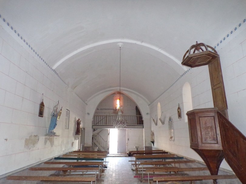 Courbillac - L'église d'Herpes - Vue de l'autel (23 juillet 2018)