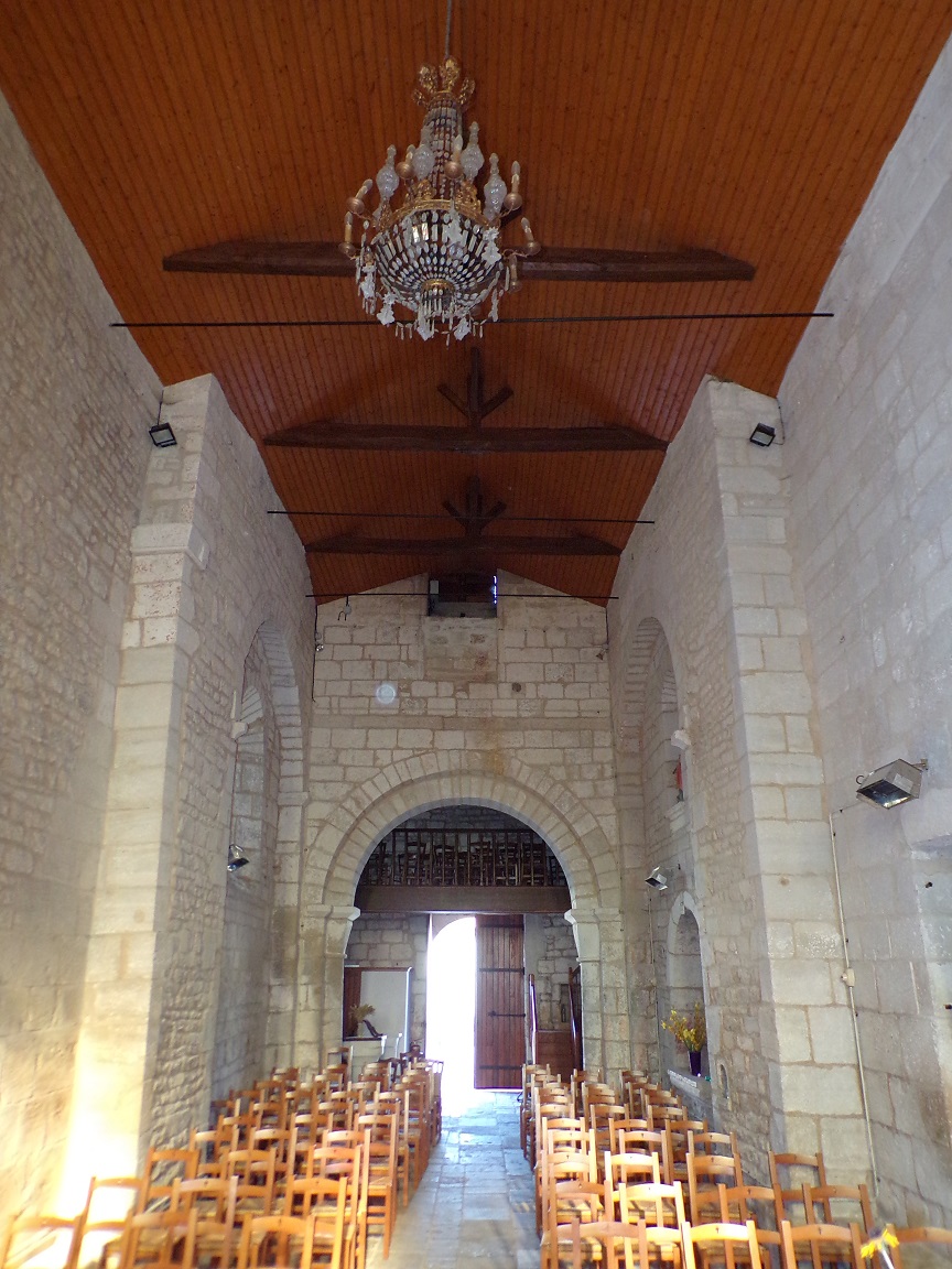 Houlette - L'église Saint-Martin - Vue de l'autel (20 août 2018)