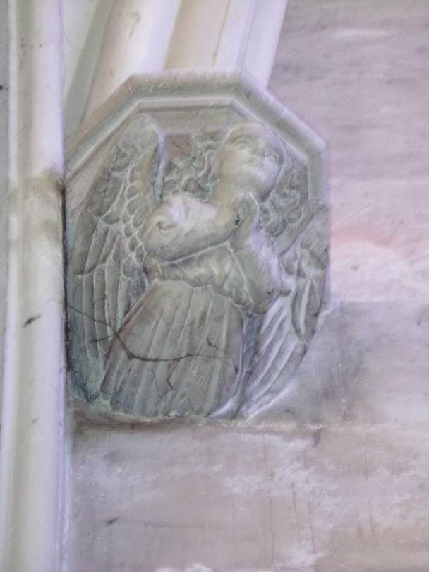 Cognac - L'église Saint-Jacques - Un modillon (2 mars 2021)