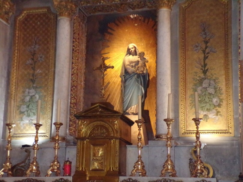 rue Aristide Briand - L'église Saint-Léger - La chapelle 'La Vierge à l'Enfant' (13 août 2016)