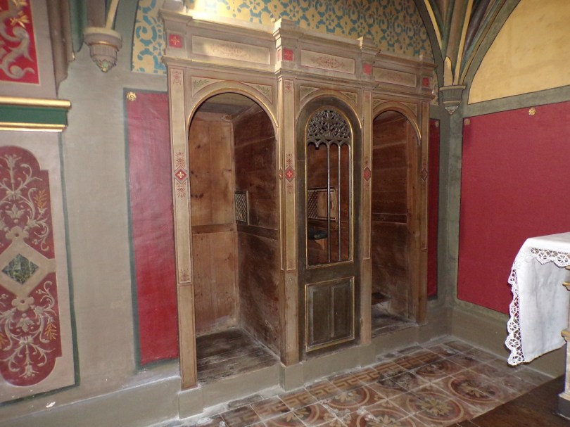 rue Aristide Briand - L'église Saint-Léger - Le confessionnal de la chapelle Notre Dame (25 février 2019)