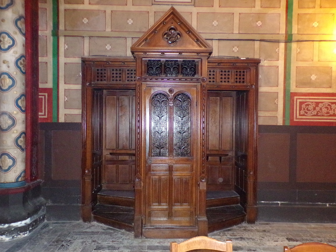 rue Aristide Briand - L'église Saint-Léger - Le confessionnal (25 février 2021)