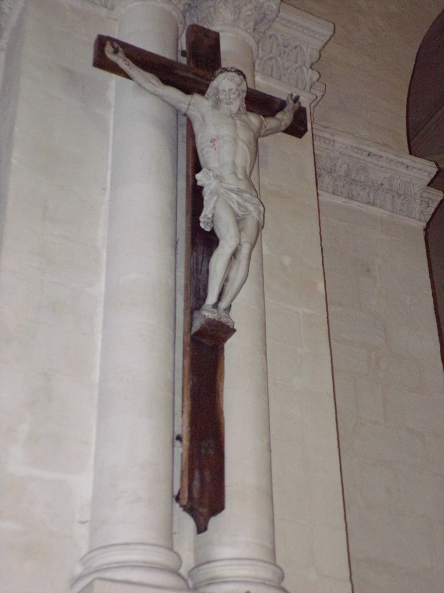 rue Aristide Briand - L'église Saint-Léger - Le Crucifix (13 août 2016)
