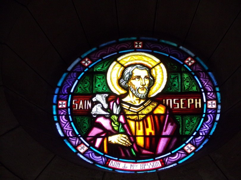 Eglise Saint Antoine – Le vitrail 'St Joseph' (19 mars 2021)