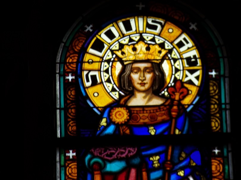 Eglise Saint Antoine – Le vitrail 'St Louis roi' (19 mars 2021)