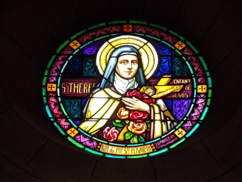 Eglise Saint Antoine – Le vitrail 'Ste Thérèse, l'Enfant de Jésus' (19 mars 2021)