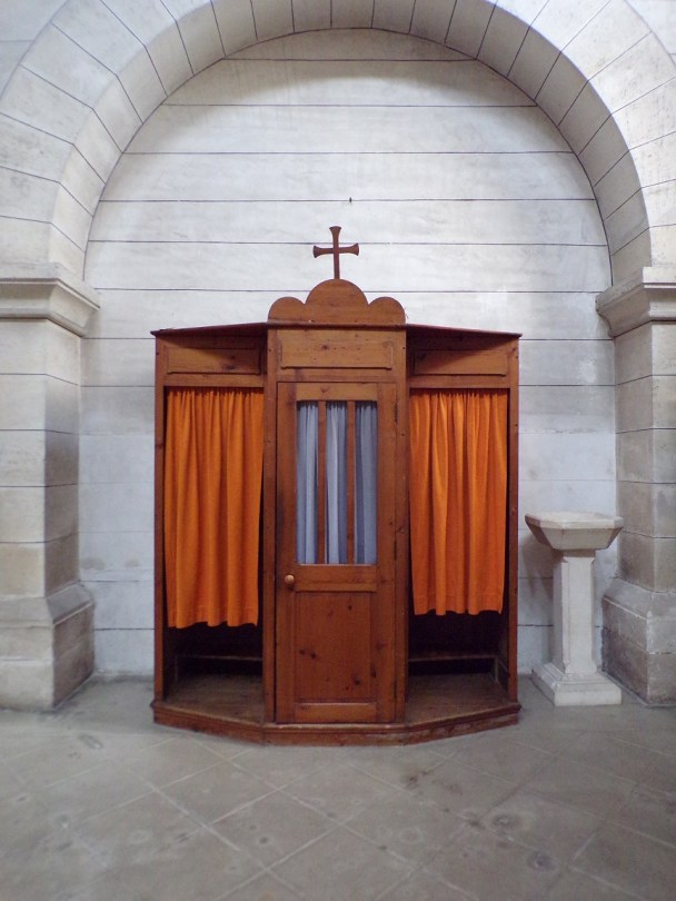 Eglise Saint Antoine – Un confessional (19 mars 2021)
