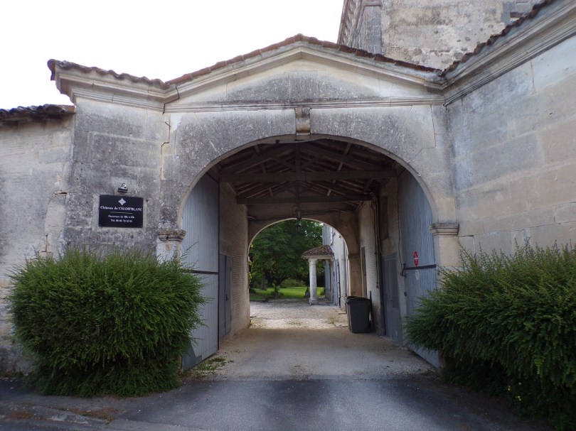 Cherves-Richemont - Château de Champblanc (30 mai 2021)