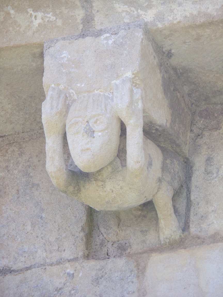 L’église Saint-Vivien - Un modillon (18 juillet 2021)