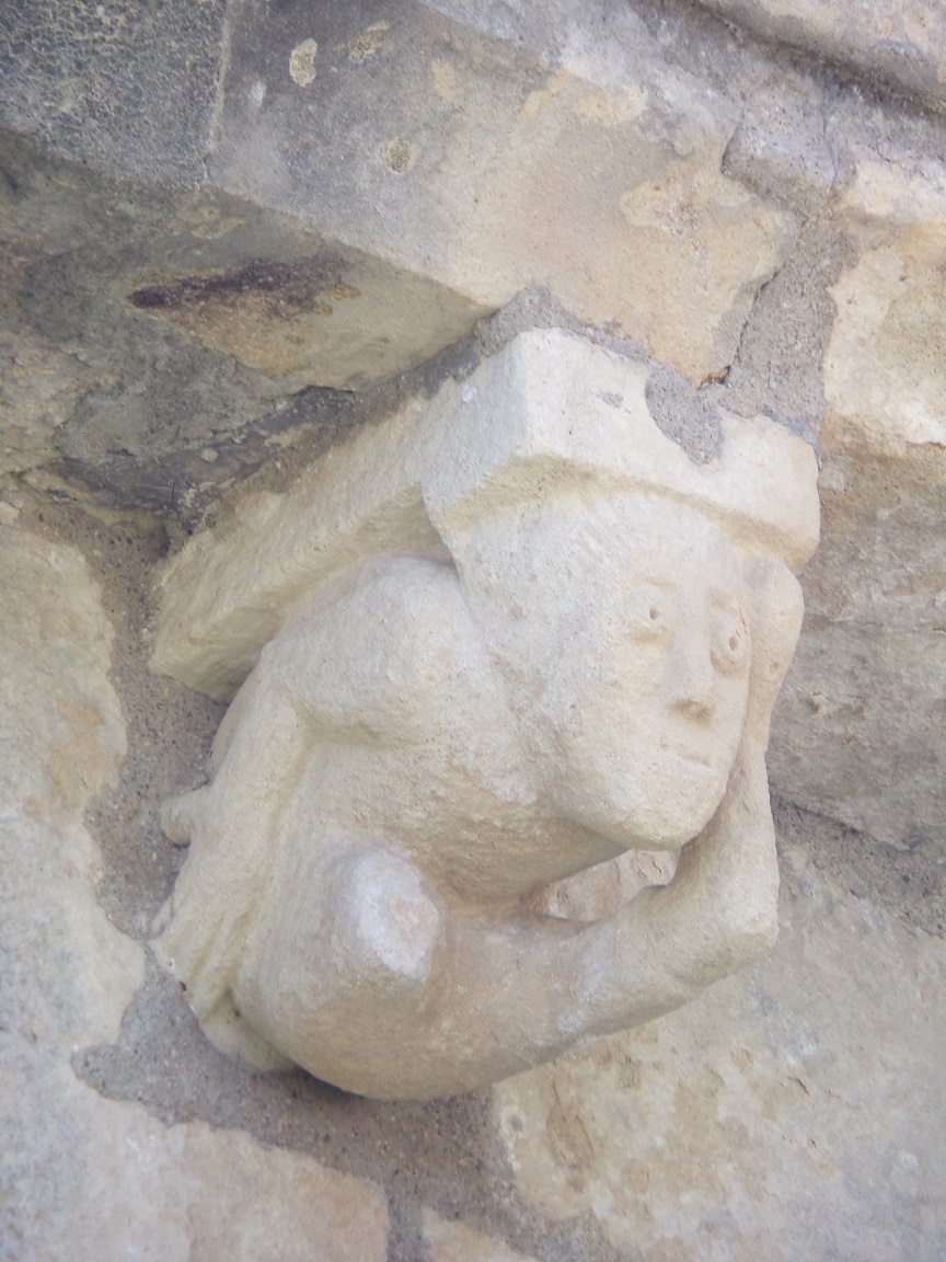 L’église Saint-Vivien - Un modillon (18 juillet 2021)