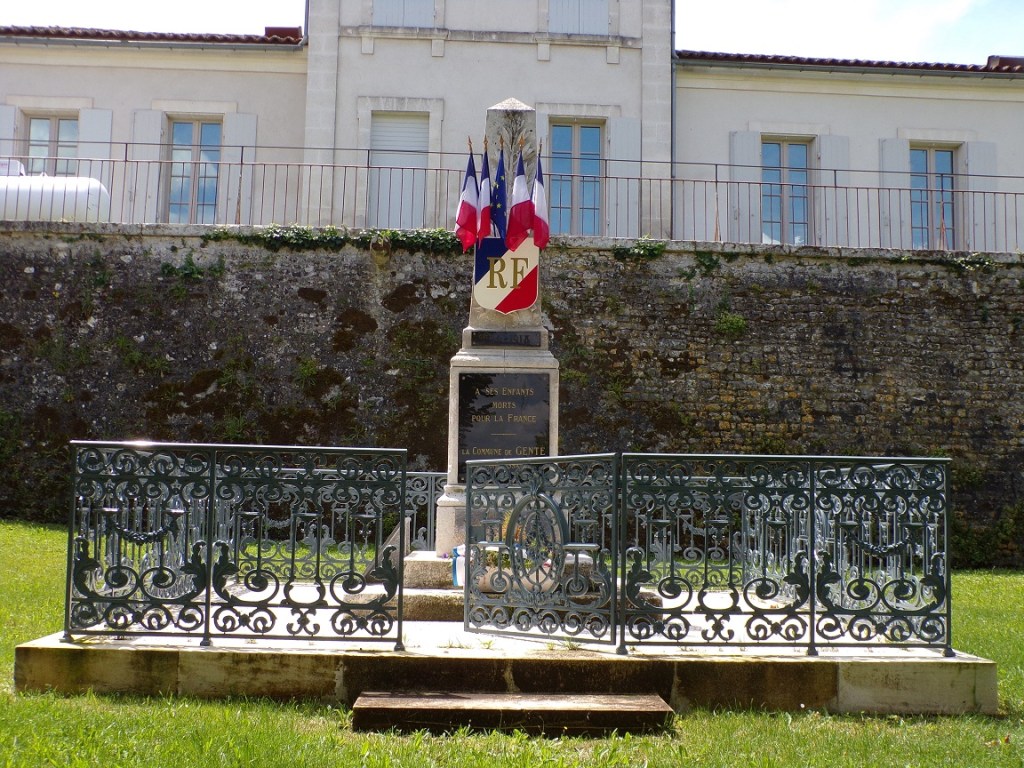 Genté – Le monument aux morts (1 juillet 2021)