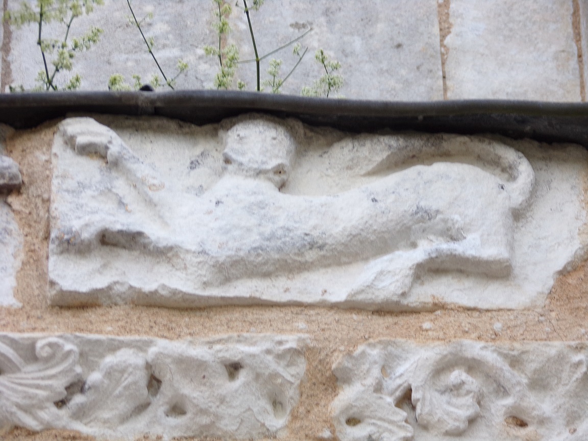 Genté – L’église Saint-Médard - Animal sculpté (1 juillet 2021)