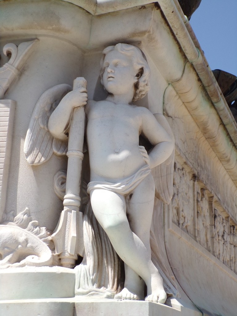 place François Ier - La statue équestre François Ier (21 juillet 2021)