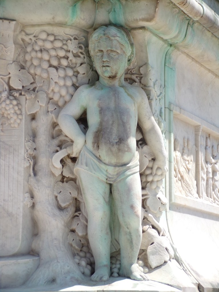 place François Ier - La statue équestre François Ier (21 juillet 2021)