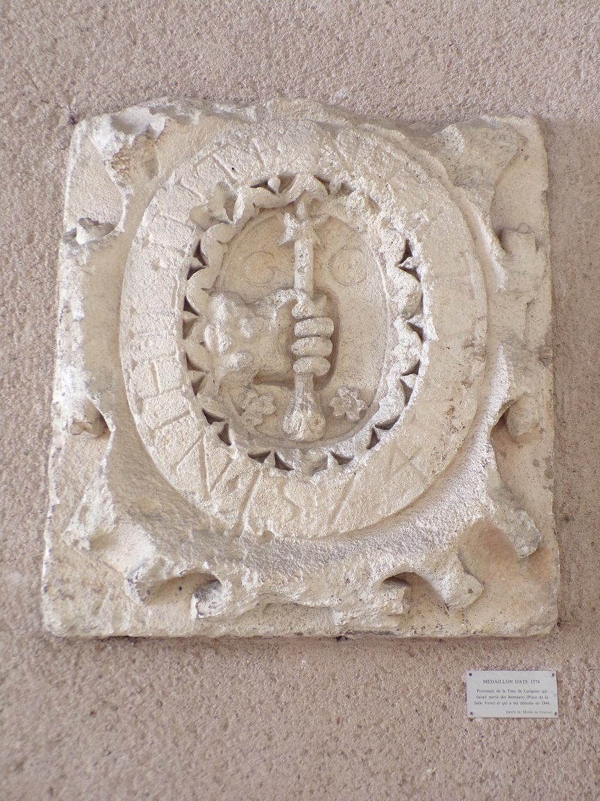Médaillon daté 1574 (21 juillet 2021)