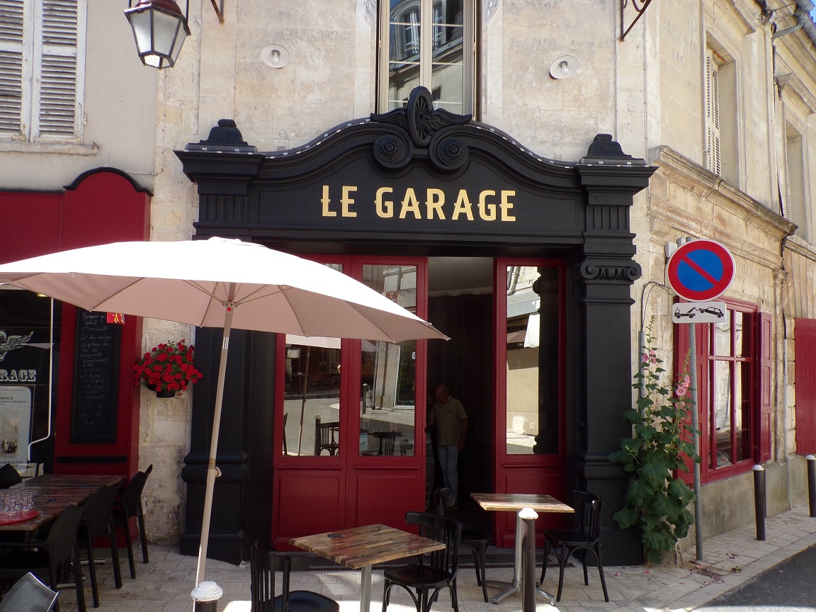 rue de l'Isle d'Or - Ancien garage Drouneau (15 juin 2021)