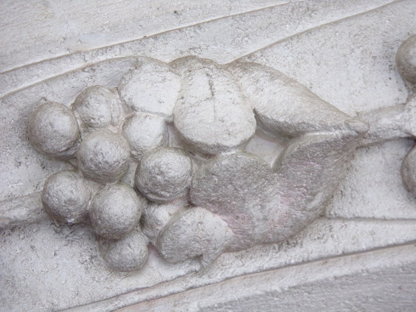 Un motif décoratif de l'entrée (30 août 2021)