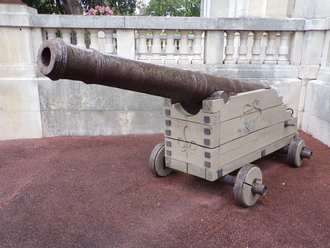 Canons offerts par Louis XVI (3 août 2021)