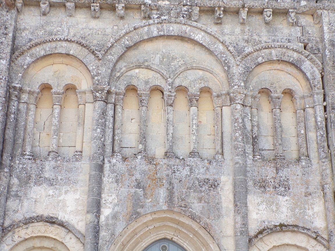 Arcature à colonnettes (30 août 2021)