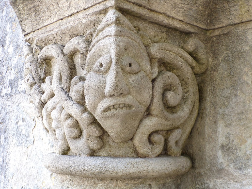 Chapiteau extérieur (16 mai 2022)