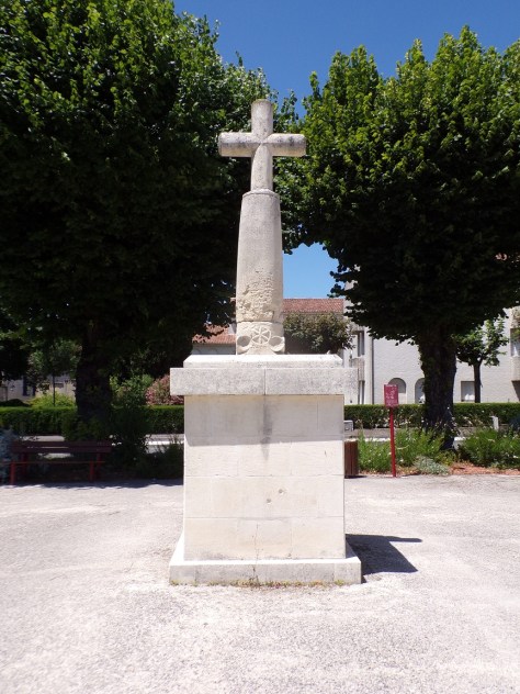 Place de la Croix St Martin - Croix Saint-Martin (13 juin 2022)