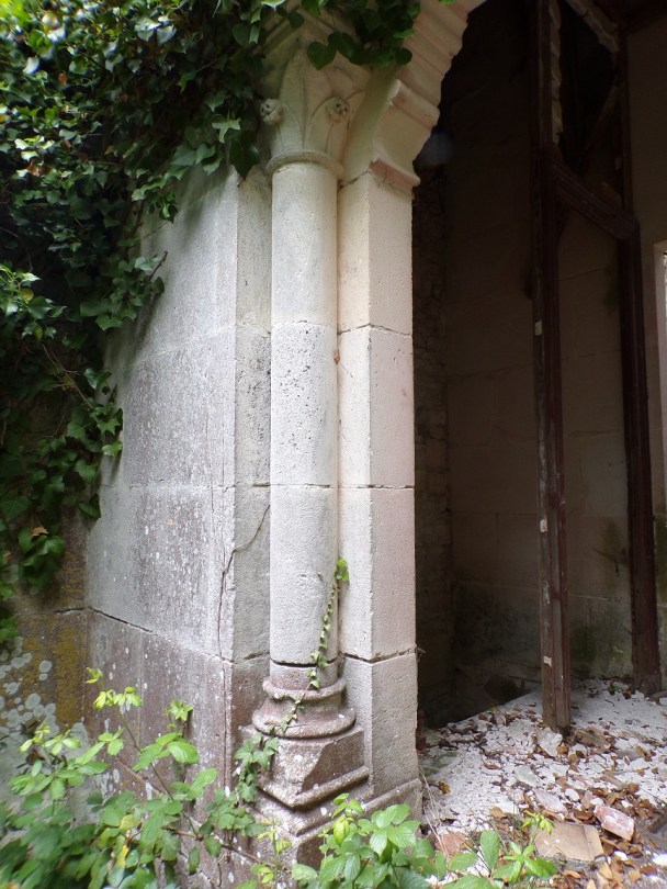 La Chapelle de la Renorvillle - Un pilaste (1 juin 2022)