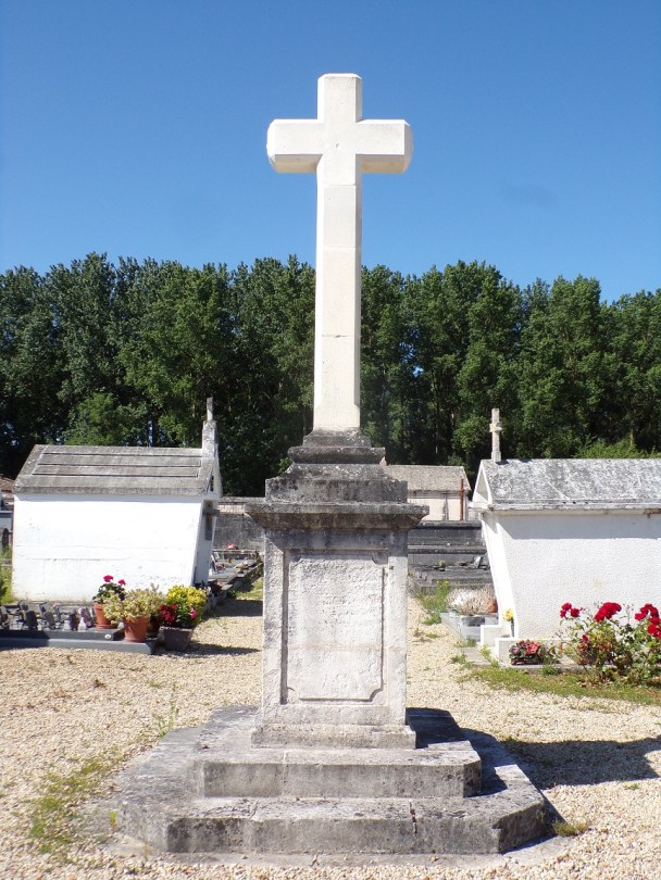 Bassac - La Croix de Cimetière (22 juin 2020)