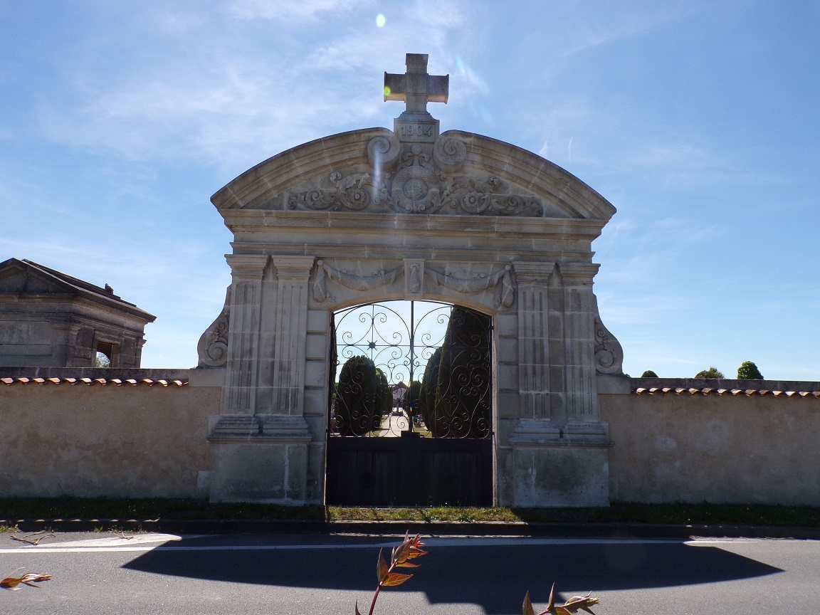 Cimetière - Entrée (9 février 2023)