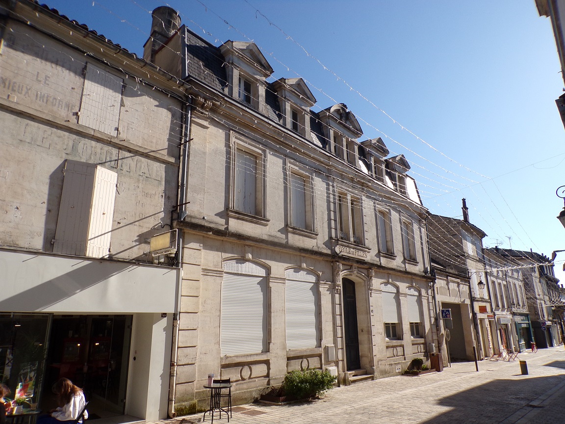 École primaire de filles du Centre, 103 rue Aristide Briand (15 février 2023)