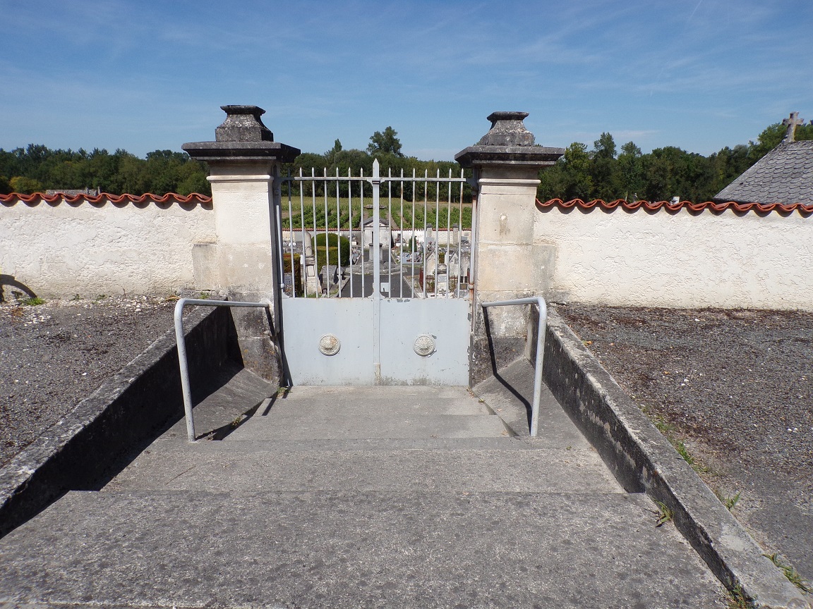 Gimeux - L'entrée du cimetière (24 août 2019)