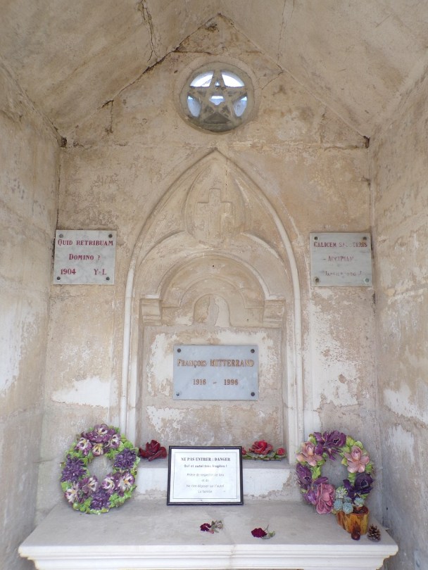 Jarnac - Tombe de François Mitterrand (19 août 2020)