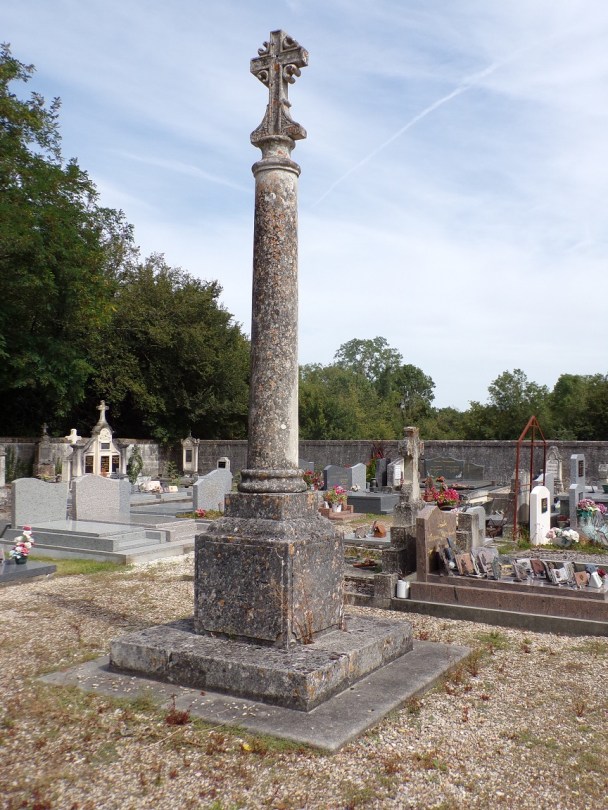 Rouffiac - La Croix de Cimetière (21 août 2019)