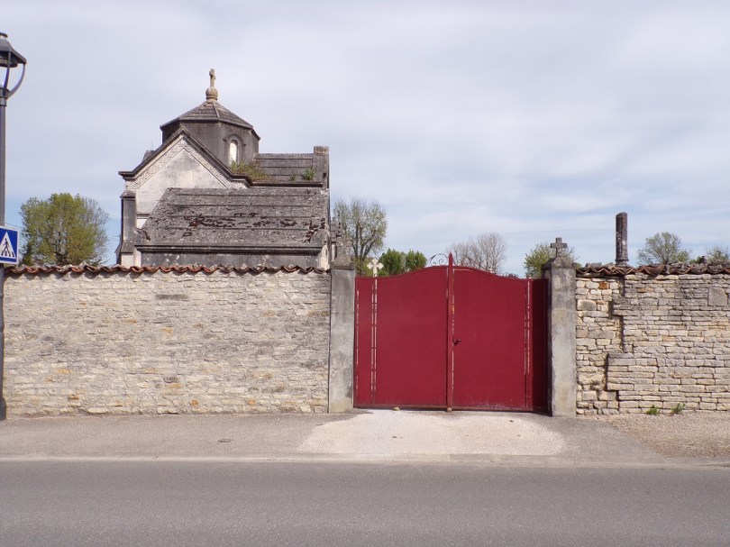 Sainte-Sévère - L'entrée du cimetière (17 avril 2019)