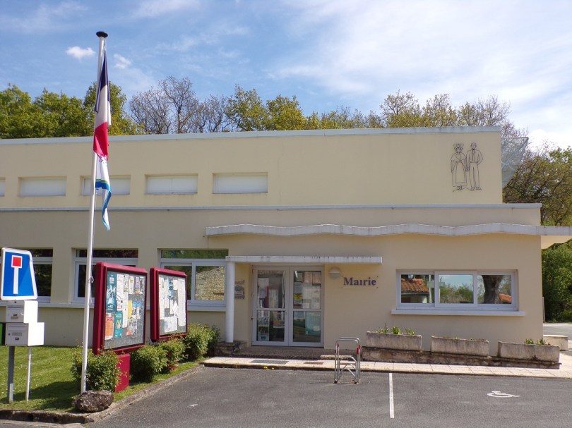 Rouffiac - La Mairie (19 avril 2023)