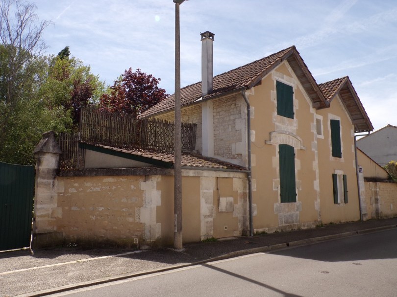 Jarnac - 35 rue du Chail - Ancien abattoir (3 mai 2023)