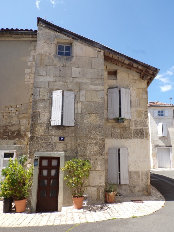 Jarnac - rue des Fontaines 2 - Maison (16 mai 2023)