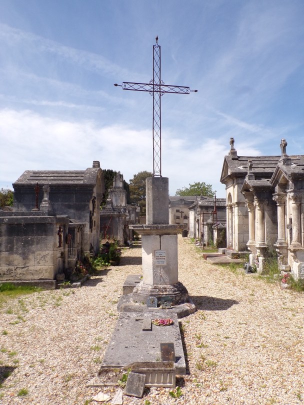 Jarnac - rue du Chail - La Croix de Cimetière des Grands-Maisons (3 mai 2023)