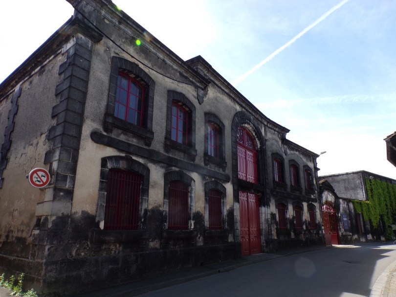 Jarnac - rue du Chail - Louis Royer (3 mai 2023)