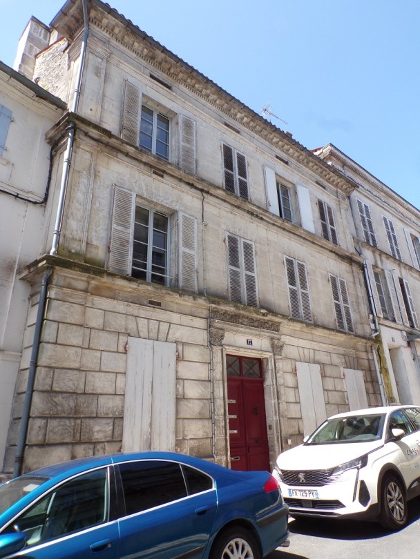 Jarnac - rue du Port 17 - Maison (16 mai 2023)