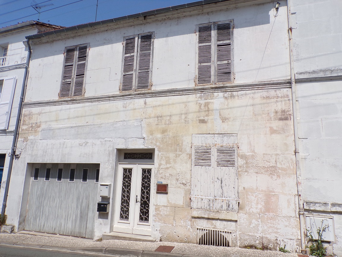 Jarnac - rue Maurice Laporte Bisquit 17 - Maison (16 mai 2023)