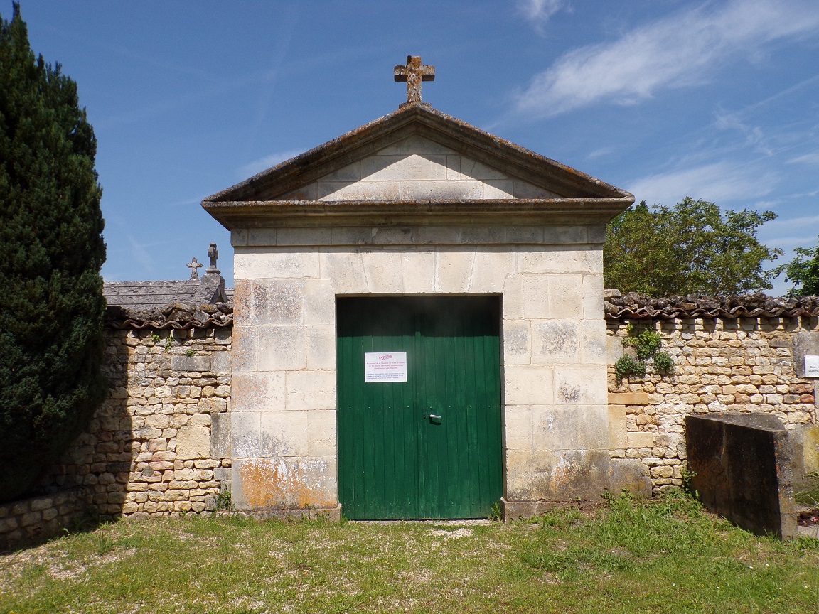 Vibrac – Une entrée du cimetière (24 mai 2023)