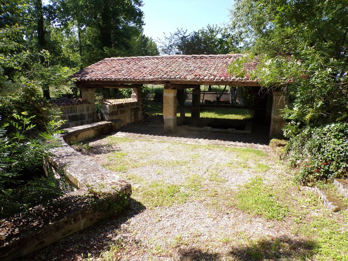Coulonges – Le lavoir (31 mai 2023)