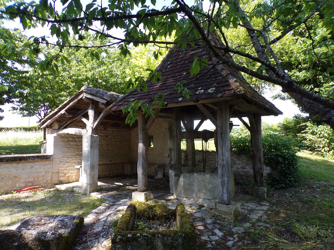 Coulonges – Le puits du lavoir (31 mai 2023)