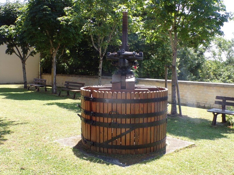 Houlette – Le pressoir à côté de l’église (14 juin 2023)